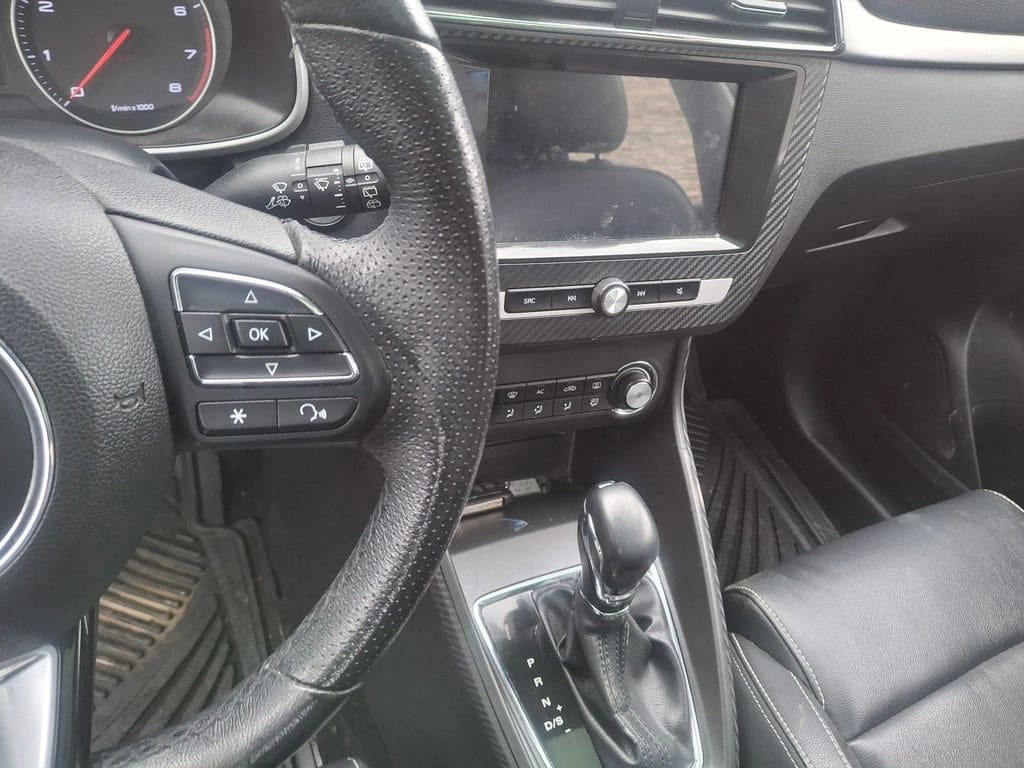 2022 MG ZS 1.5 - Miniatura 4
