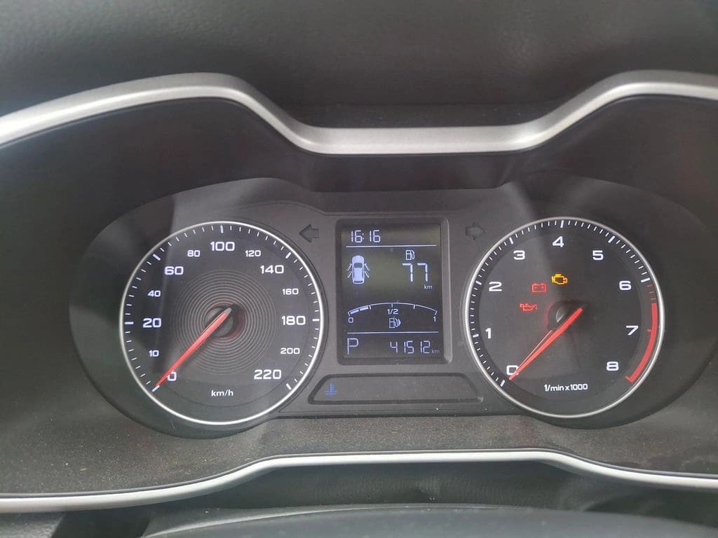 2022 MG ZS 1.5 - Miniatura 6