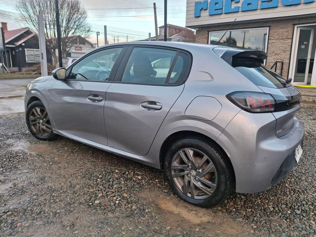 2022 Peugeot 208 ACTIVE - Miniatura 5