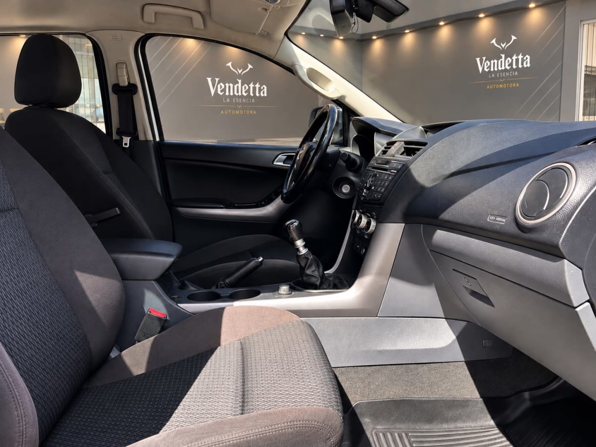 2018 Mazda BT50 SDX - Miniatura 5
