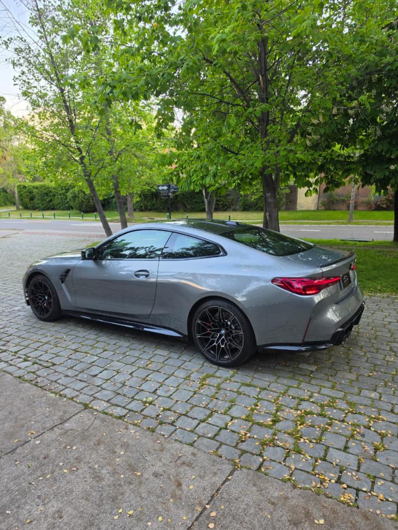 2026 BMW M4 COMPETITION Gris - Miniatura 8