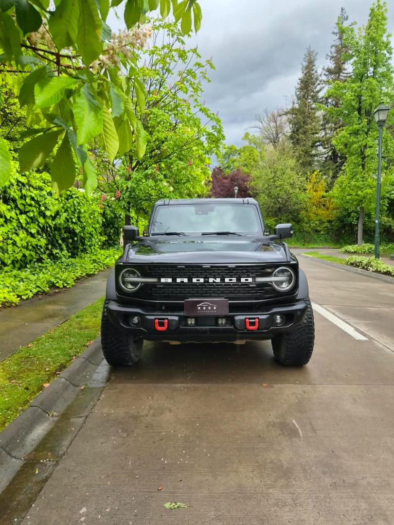 2025 Ford BRONCO Wildtrak Negro - Miniatura 3