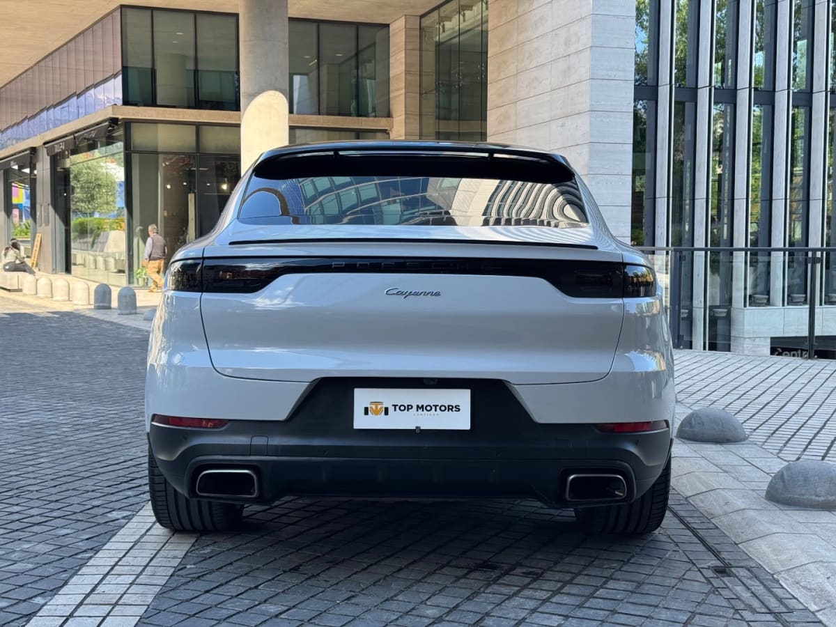 2020 Porsche CAYENNE COUPE - Miniatura 5