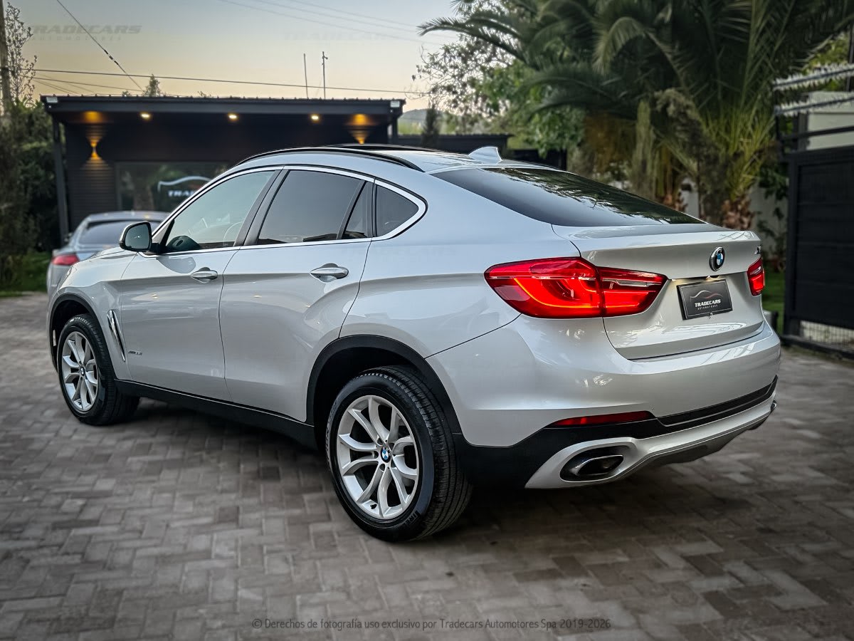 2019 BMW X6 xDrive35i Plata - Miniatura 5