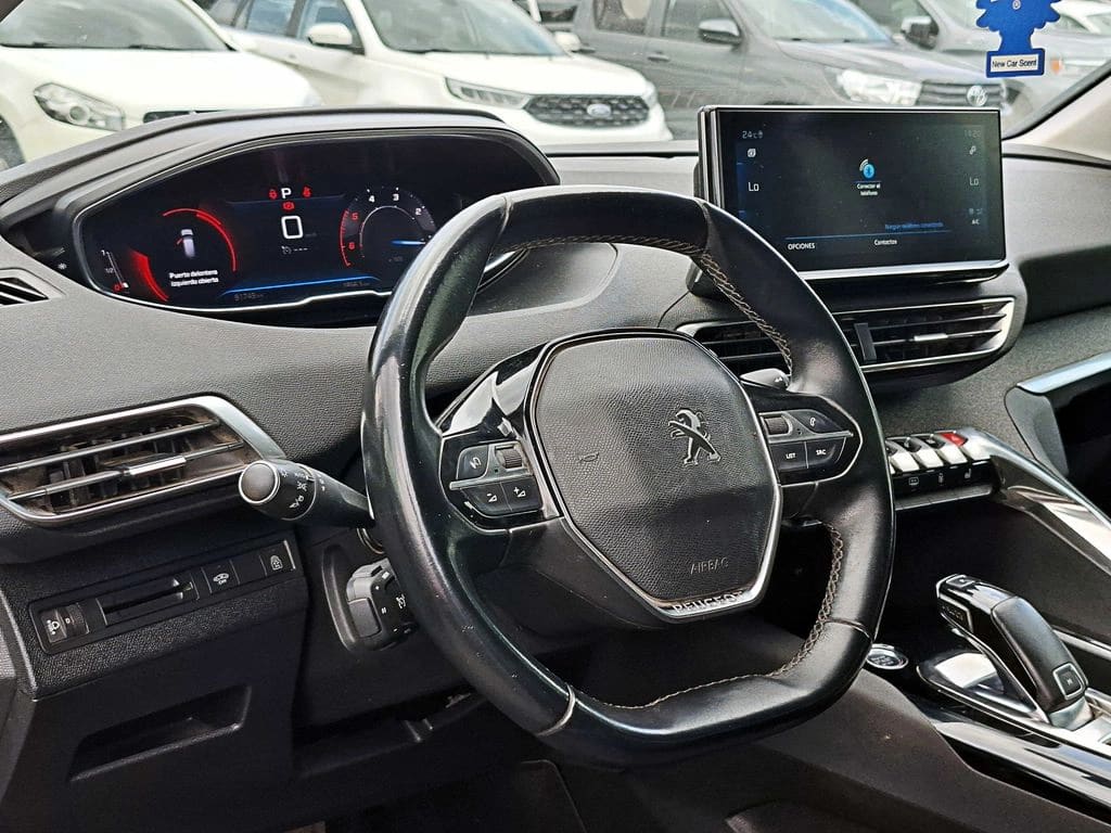 2022 Peugeot 3008 1.5 - Miniatura 7