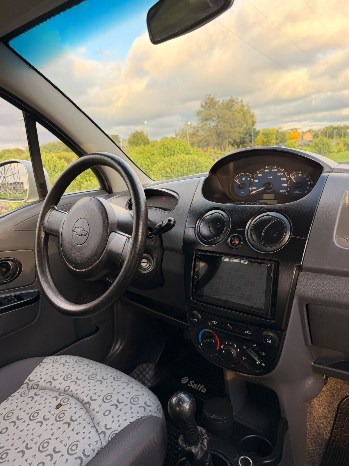 2014 Chevrolet SPARK LITE Gris - Miniatura 10