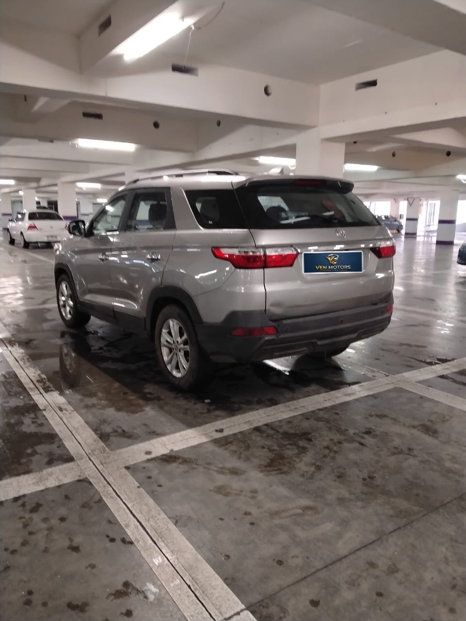 2019 DFSK 560 Beige - Miniatura 3