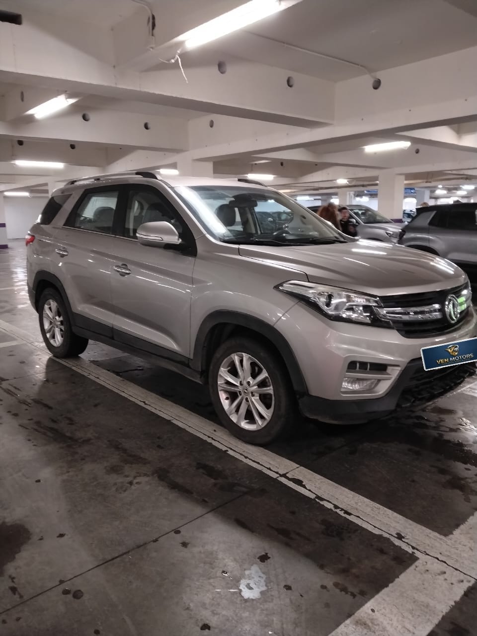 2019 DFSK 560 Beige - Miniatura 5