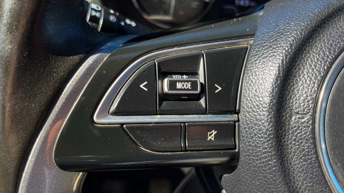 2024 Suzuki Baleno GLX Blanco - Miniatura 9