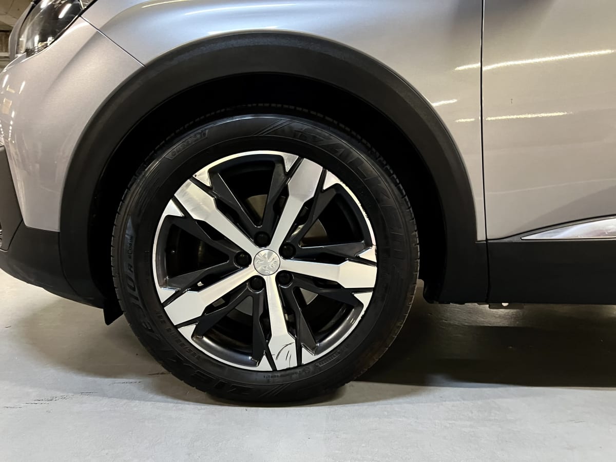 2019 Peugeot 5008 - Miniatura 9