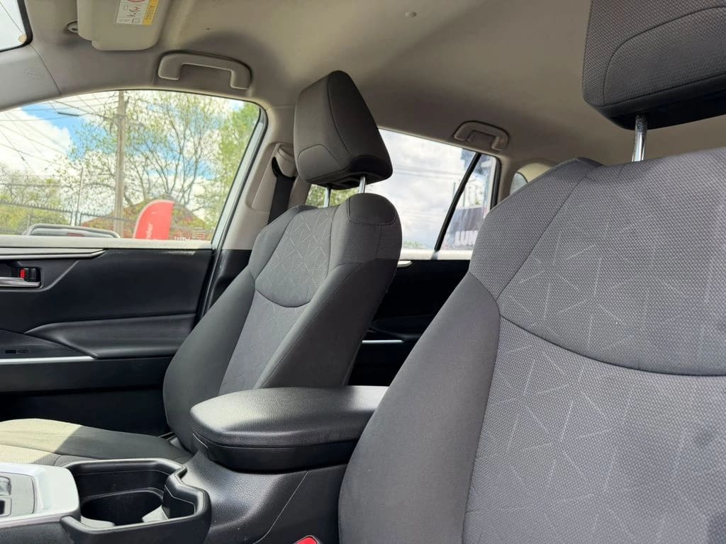 2019 Toyota RAV4 2.5 - Miniatura 10