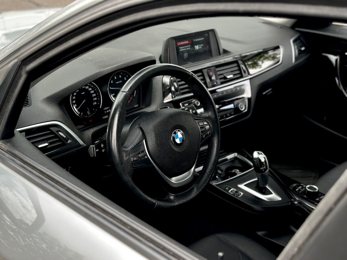 2019 BMW 118I - Miniatura 7