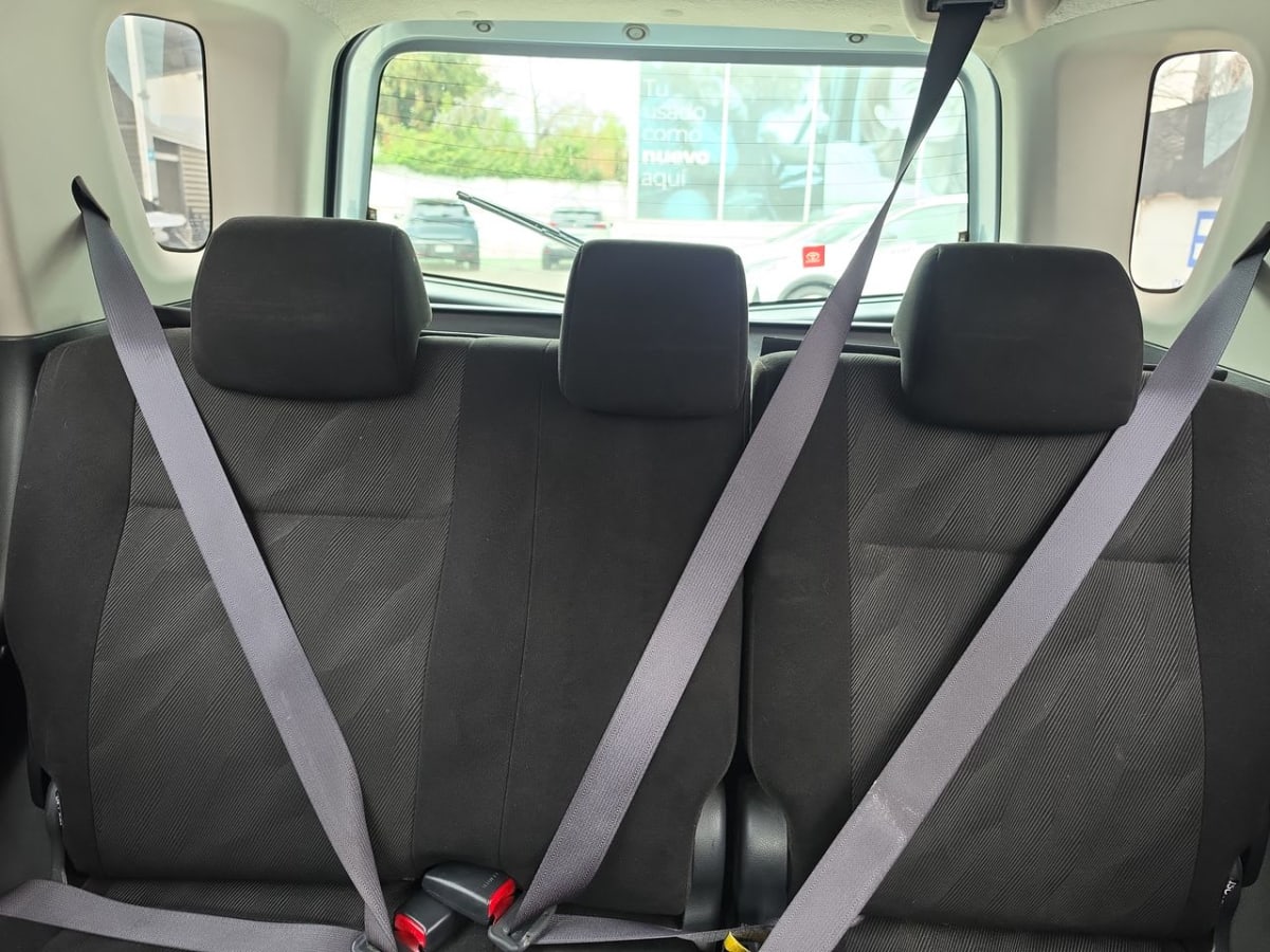 2018 Toyota RUSH 1.5 Plata - Miniatura 10