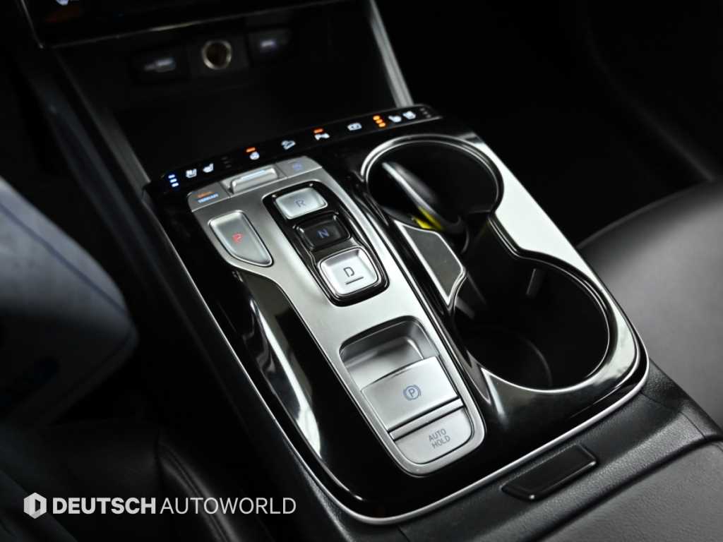 2023 Hyundai Tucson (NX4) Plata - Miniatura 9
