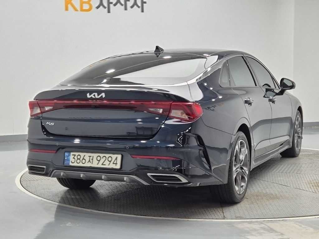 2022 Kia K5 3rd Negro - Miniatura 3