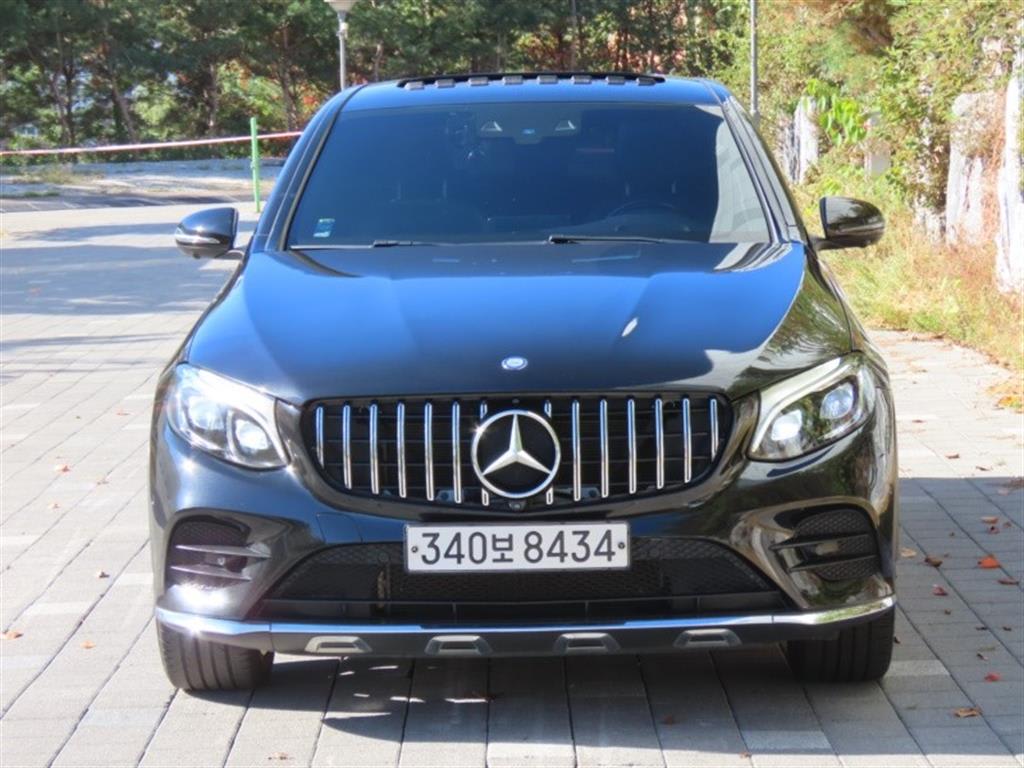 2019 Mercedes-Benz GLC Mercedes Benz Gasoline - Imagen 1