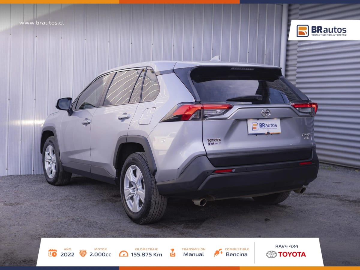 2022 Toyota RAV4 4X4 - Miniatura 8
