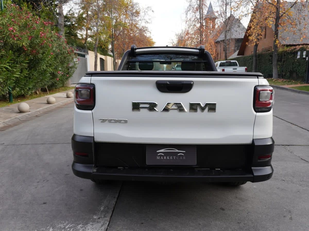 2025 Ram 700 SLT Blanco - Miniatura 6