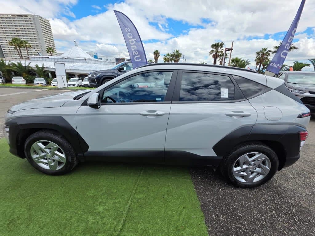 2025 Hyundai Kona SX2 Gris - Miniatura 8