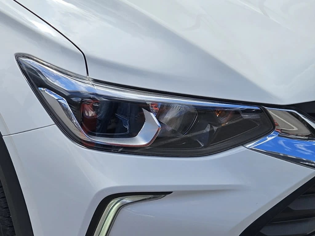 2024 Chevrolet Tracker 1.2 Blanco - Miniatura 9