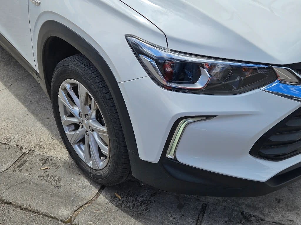 2024 Chevrolet Tracker 1.2 Blanco - Miniatura 10