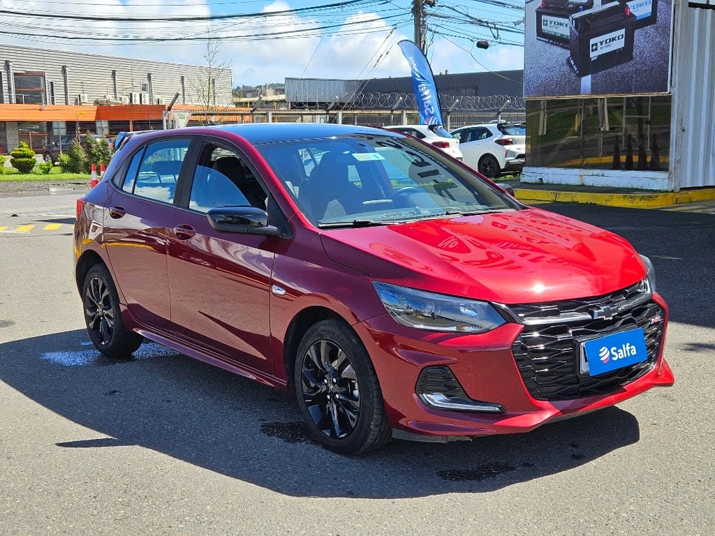 2025 Chevrolet Onix 1.0T Rojo - Miniatura 3
