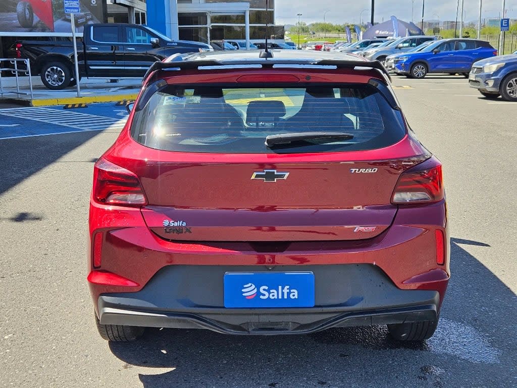 2025 Chevrolet Onix 1.0T Rojo - Miniatura 6