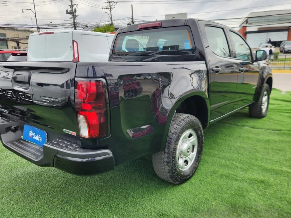 2025 Chevrolet Colorado 2.8TD Negro - Miniatura 5
