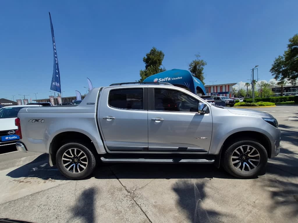2020 Chevrolet Colorado 2.8 Plata - Miniatura 3