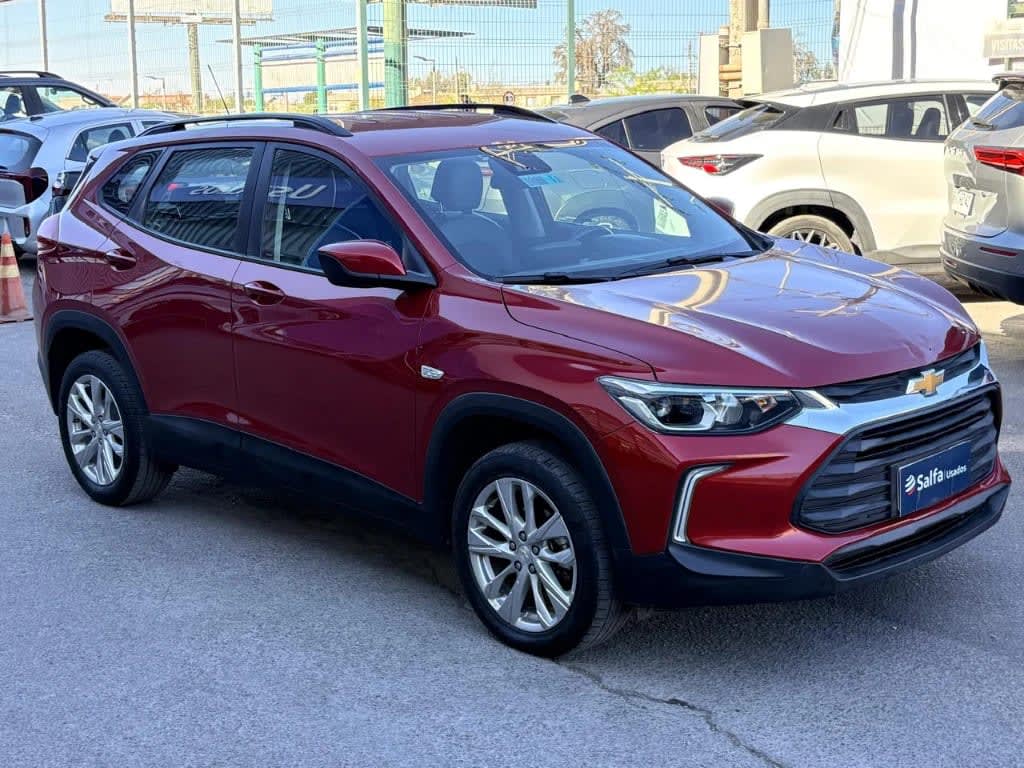 2025 Chevrolet Tracker 1.2T Rojo - Miniatura 3