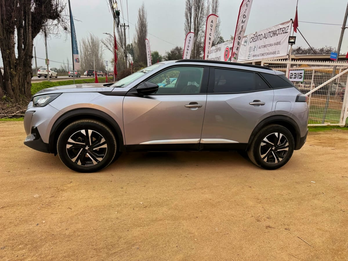 2023 Peugeot 2008 Gris - Miniatura 8