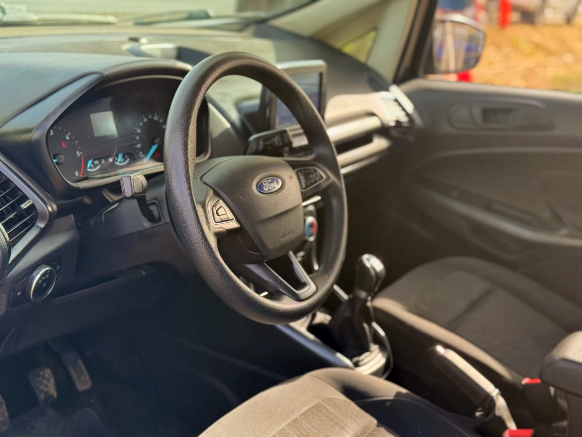 2020 Ford Ecosport Negro - Miniatura 9