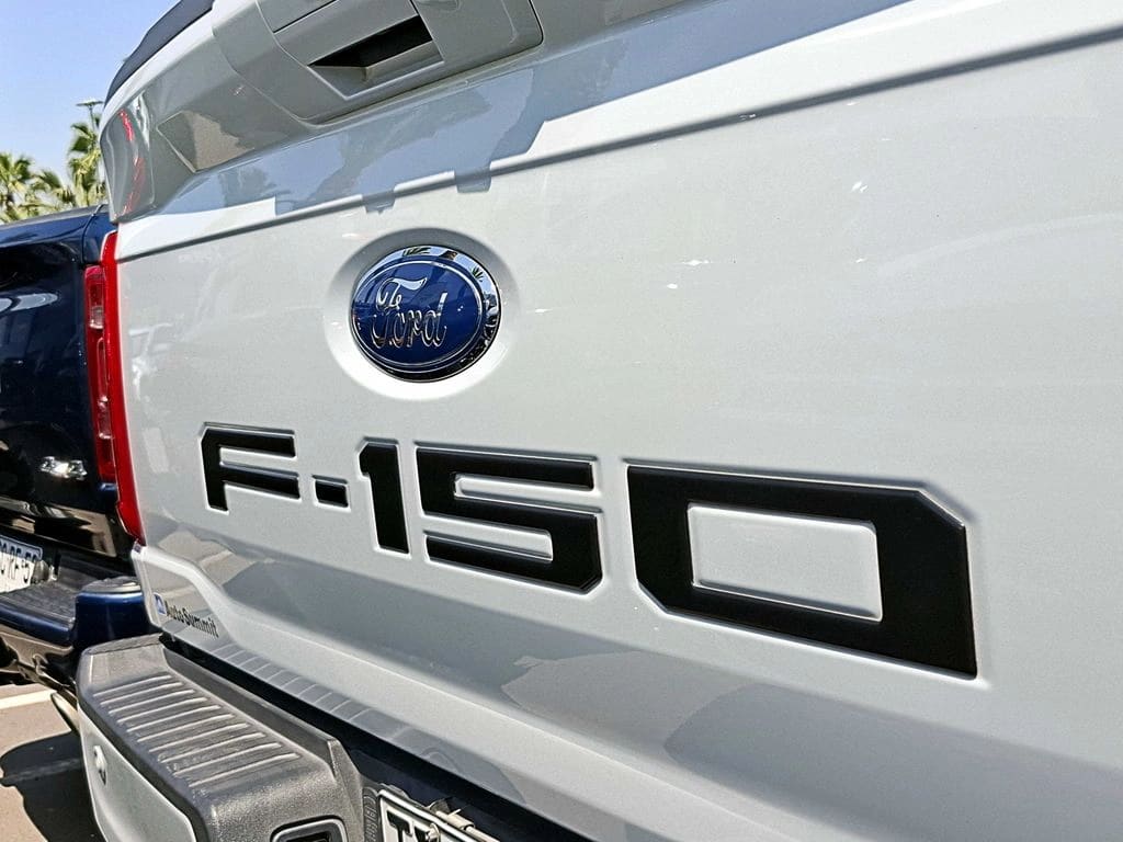 2024 Ford F-150 5.0 - Miniatura 7