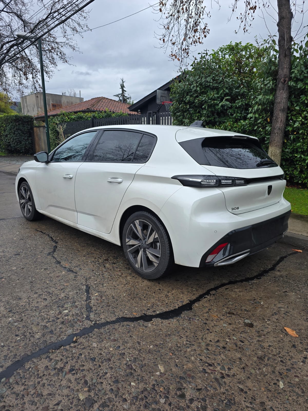 2023 Peugeot 308 Allure - Miniatura 4