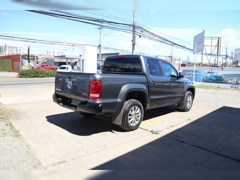 2023 Volkswagen AMAROK 2.0 - Miniatura 5