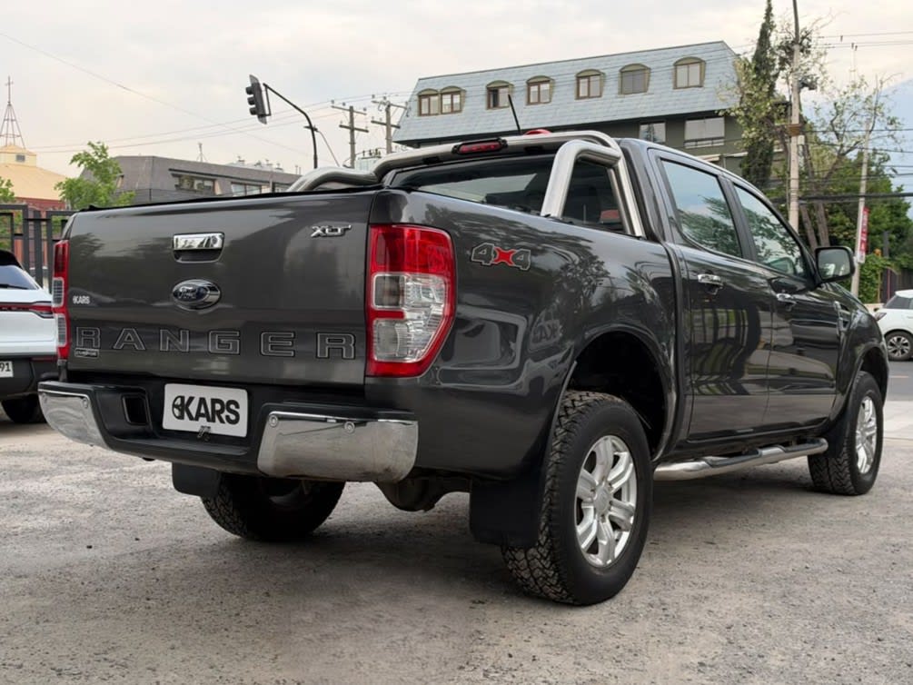 2021 Ford Ranger XLT Gris - Miniatura 5