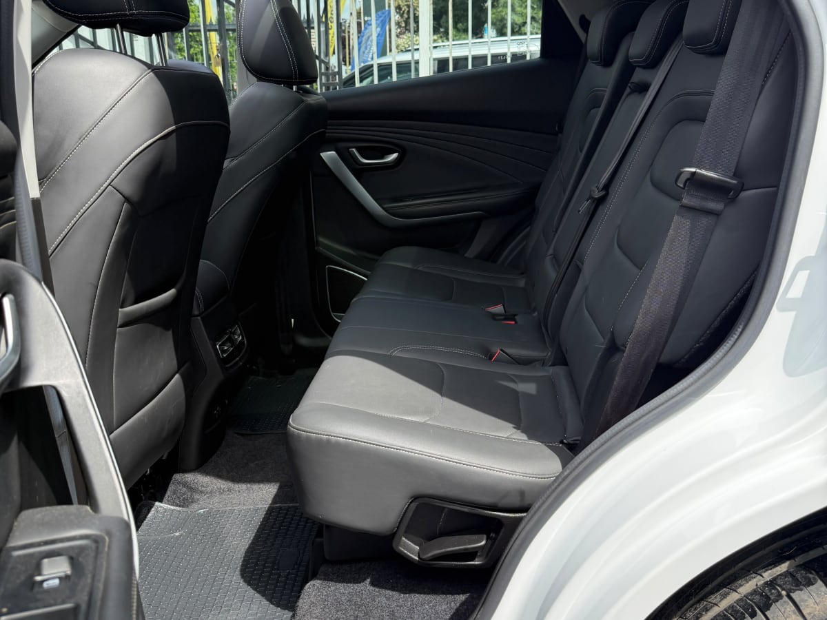 2025 Jetour X70 1.5 - Miniatura 8