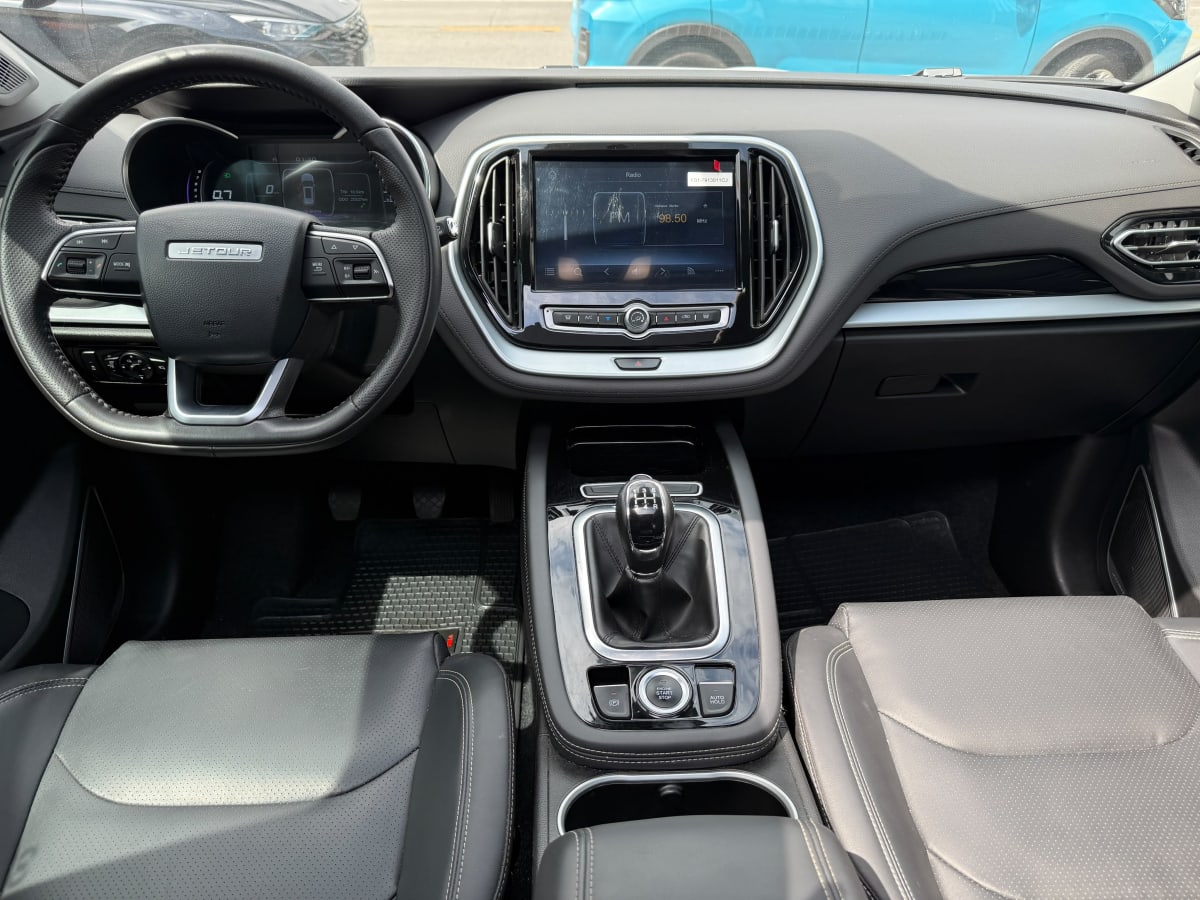 2025 Jetour X70 1.5 - Miniatura 9