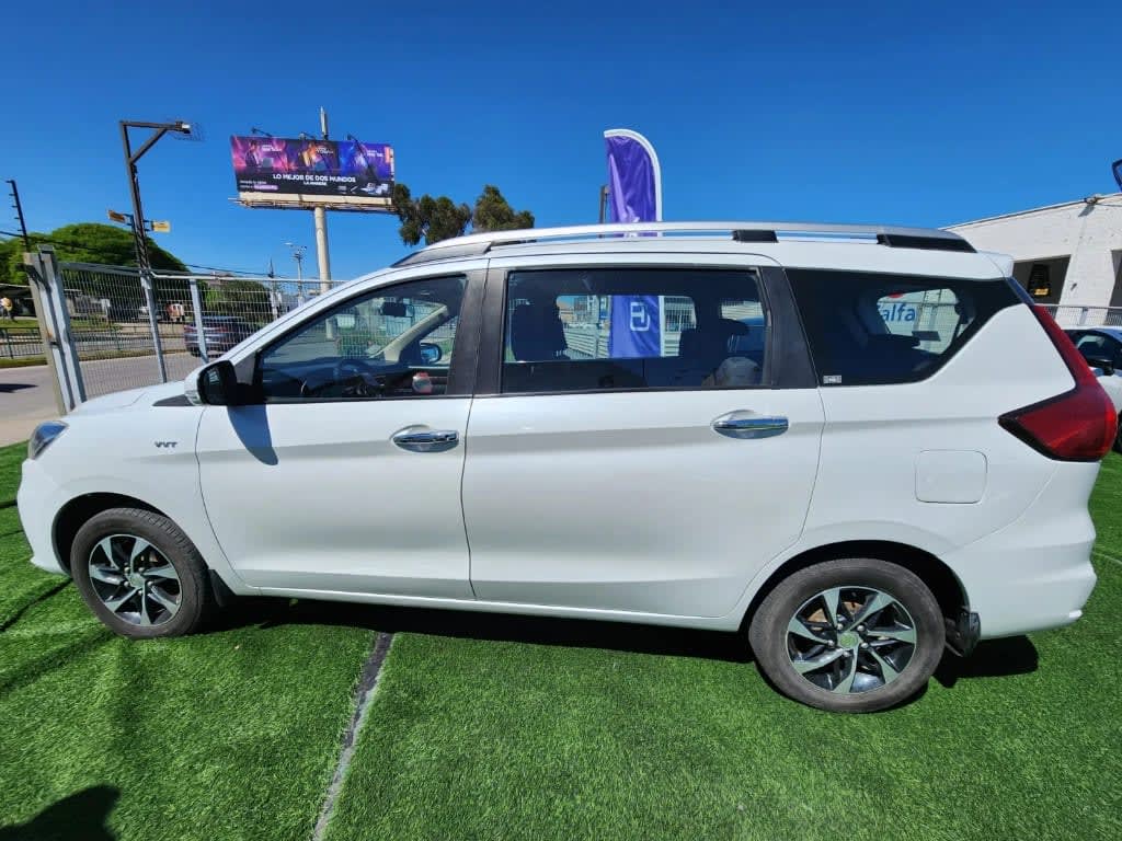 2022 Suzuki Ertiga 1.5 Blanco - Miniatura 6