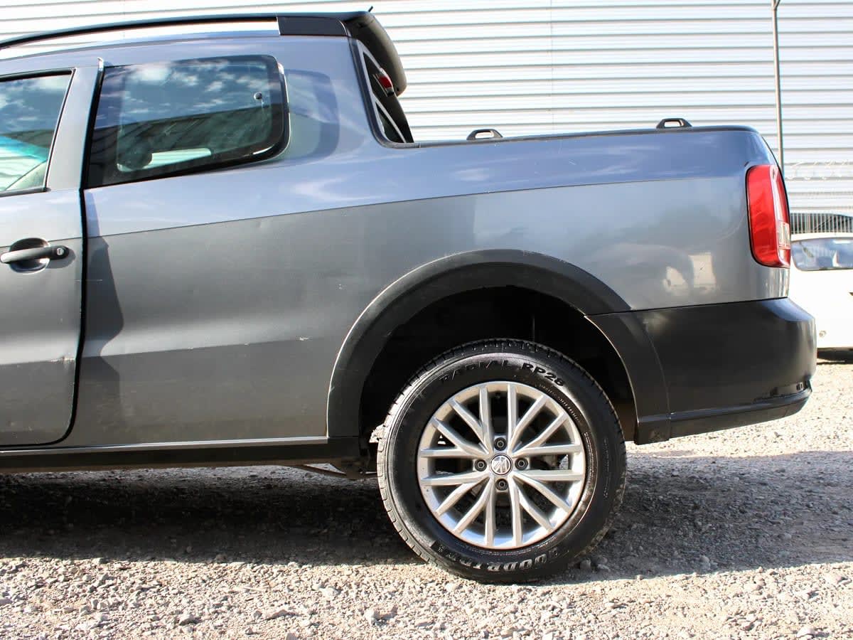 2017 Volkswagen Saveiro 1.6 Gris - Miniatura 6