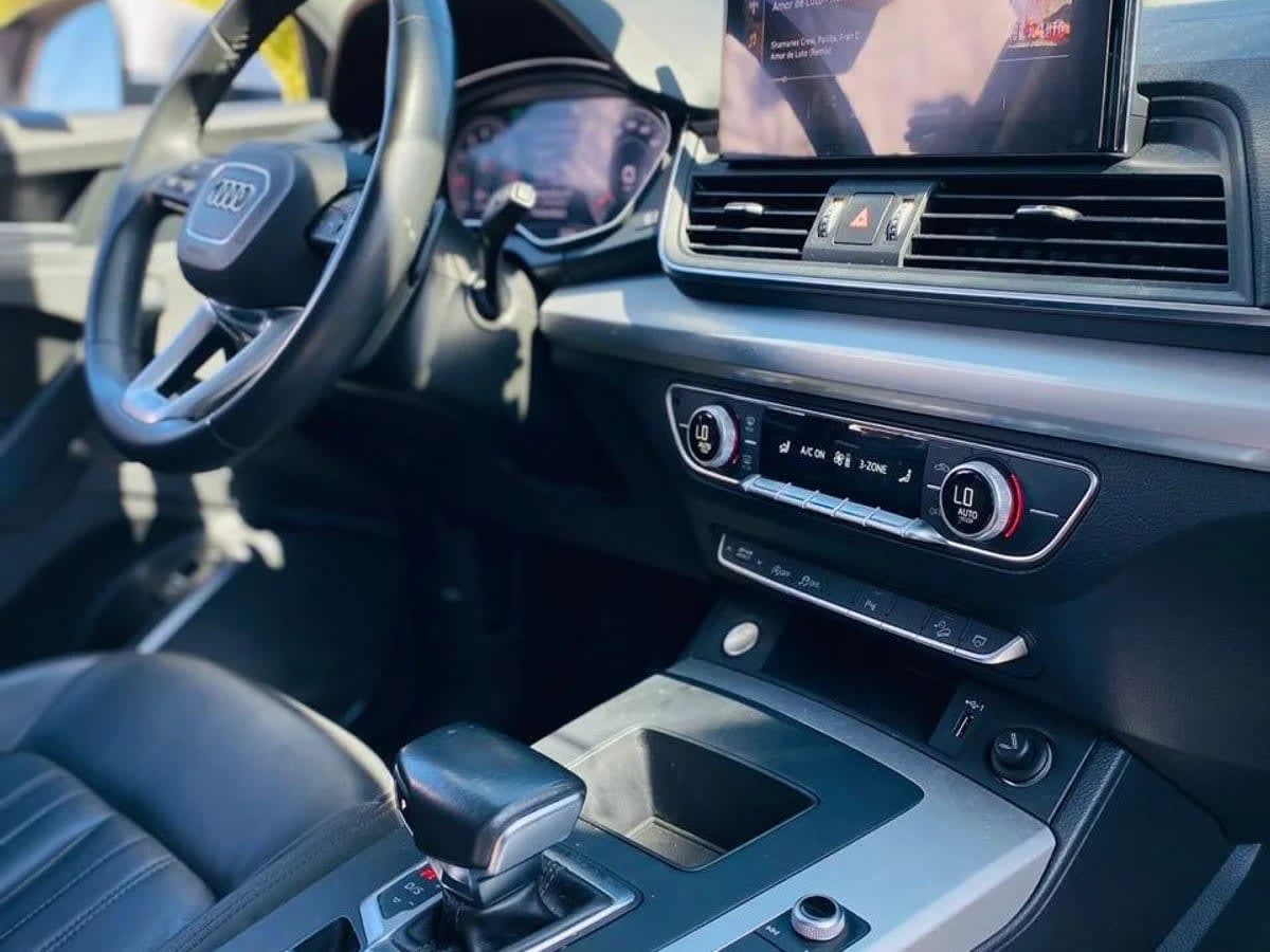 2022 Audi Q5 Sportback QUATTRO Blanco - Miniatura 6