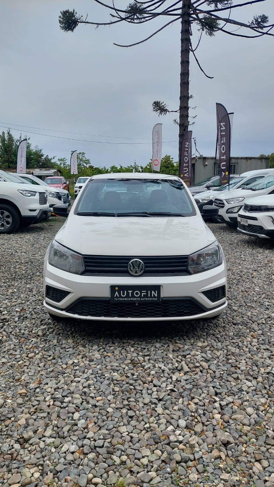 2022 Volkswagen Voyage - Imagen 1