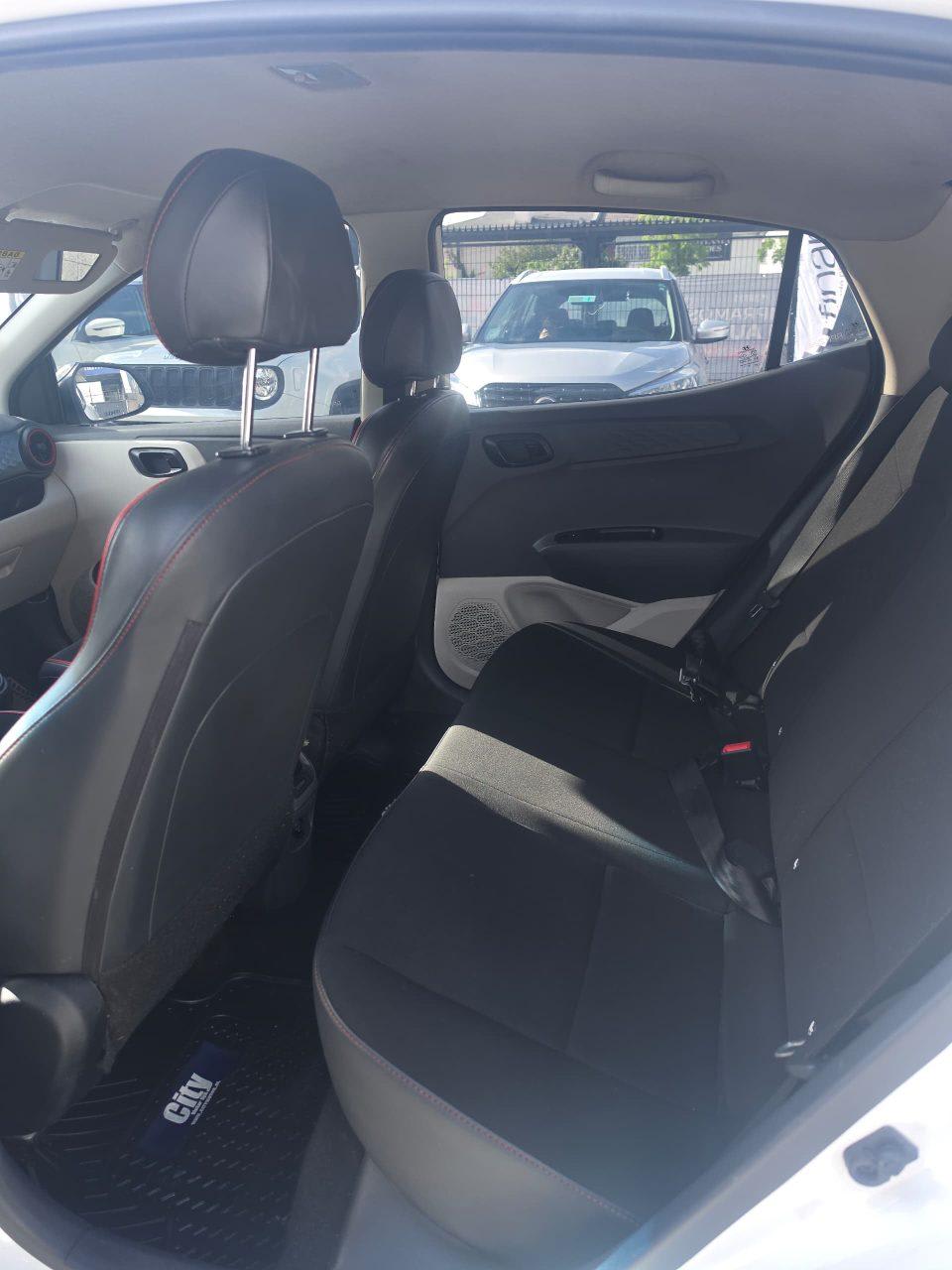 2022 Hyundai GRAND I10 SDN - Miniatura 2