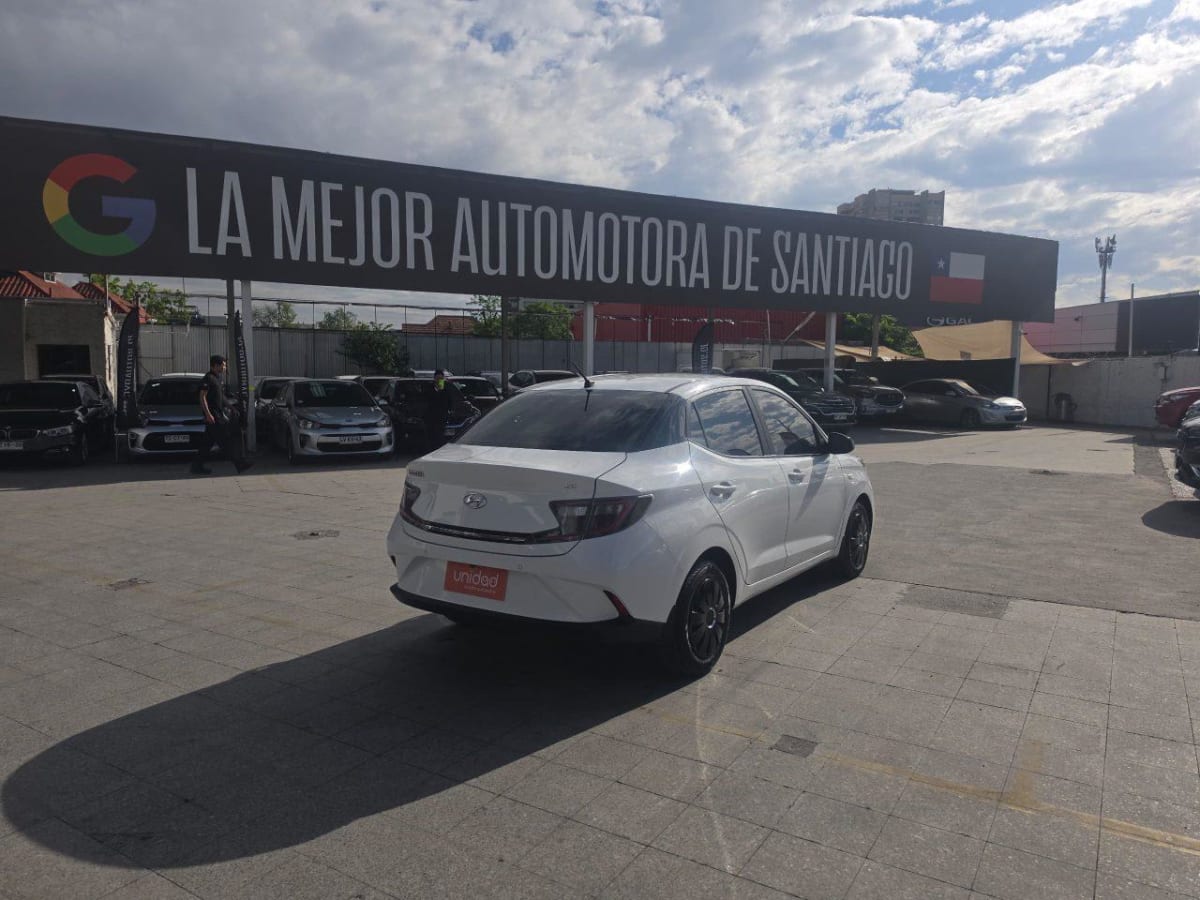 2022 Hyundai GRAND I10 SDN - Miniatura 3
