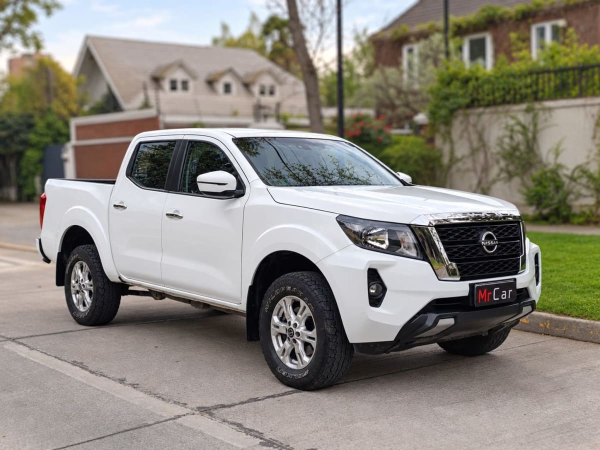 2023 Nissan Navara Blanco - Miniatura 8