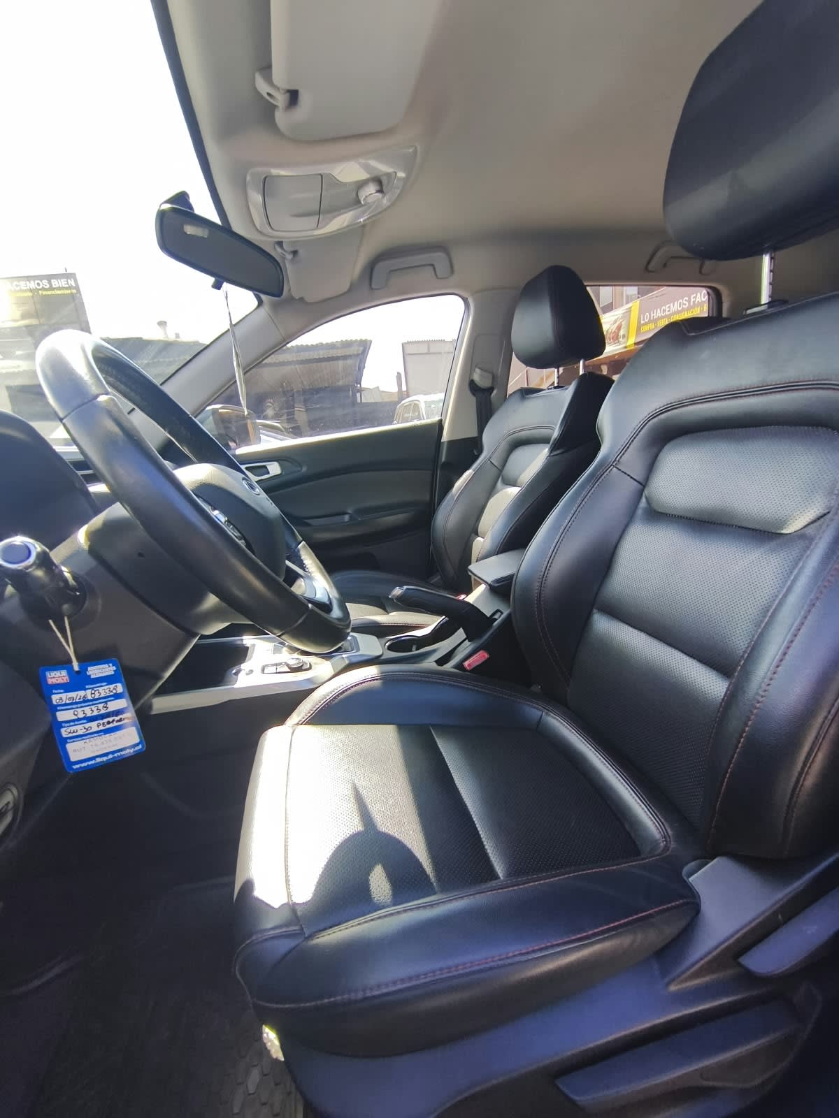 2022 Chery TIGGO 3 1.5 Gris - Miniatura 10