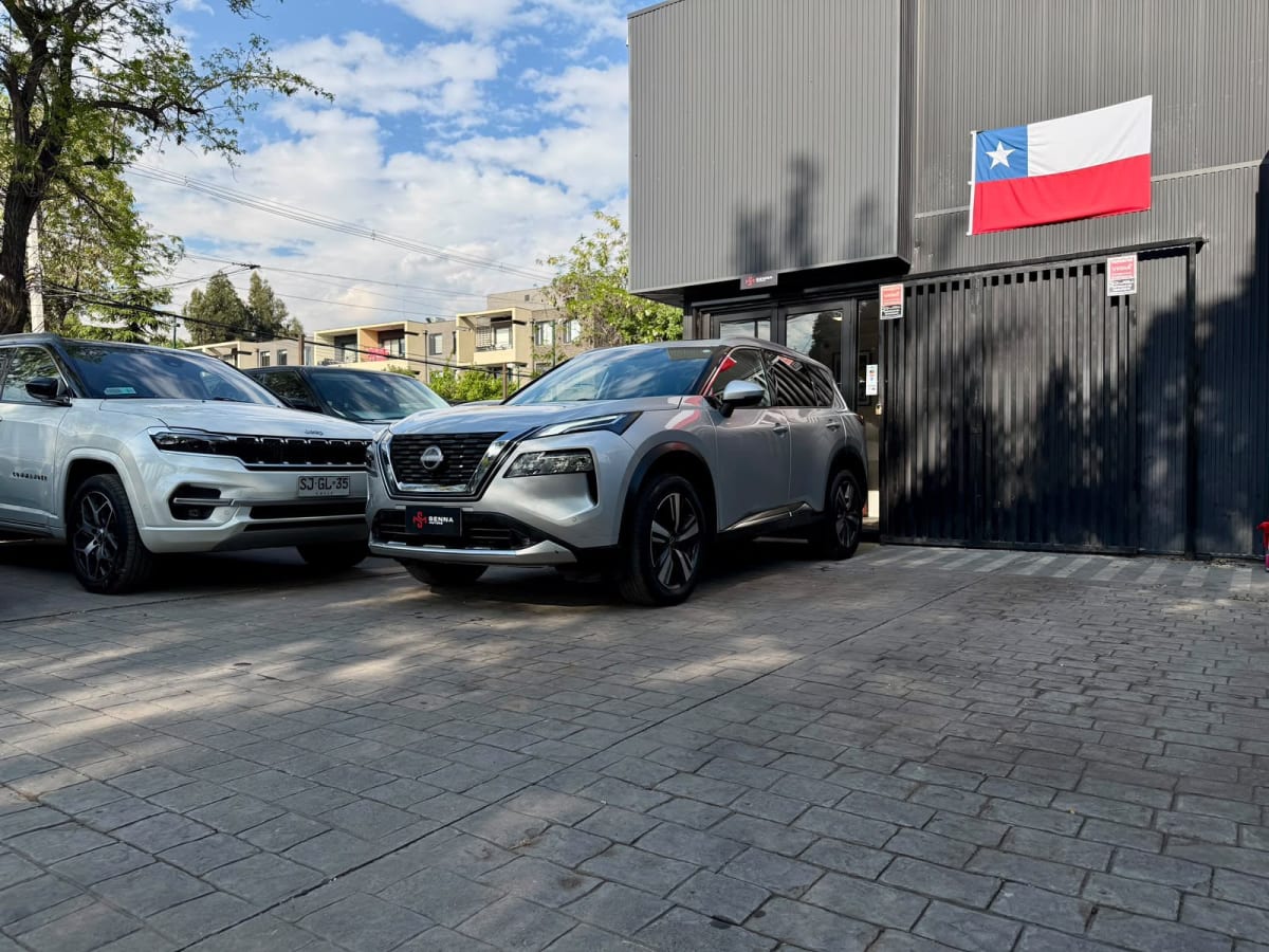 2023 Nissan X-Trail Exclusive - Imagen 1