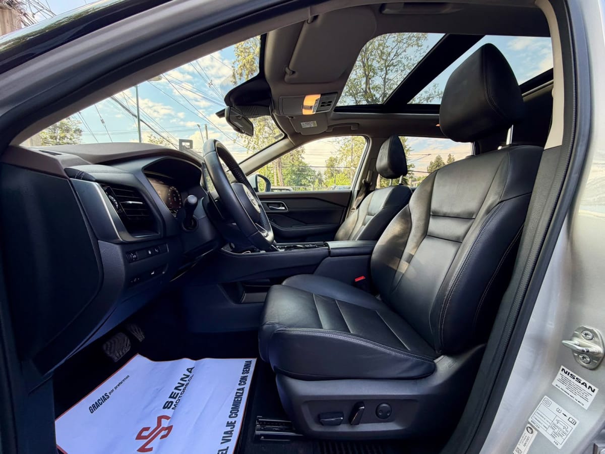 2023 Nissan X-Trail Exclusive - Miniatura 10