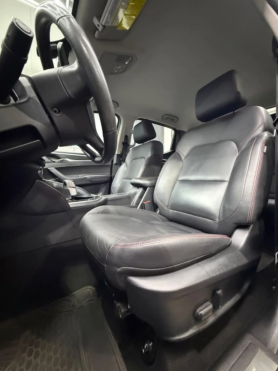 2024 Maxus T60 2.0 Blanco - Miniatura 7