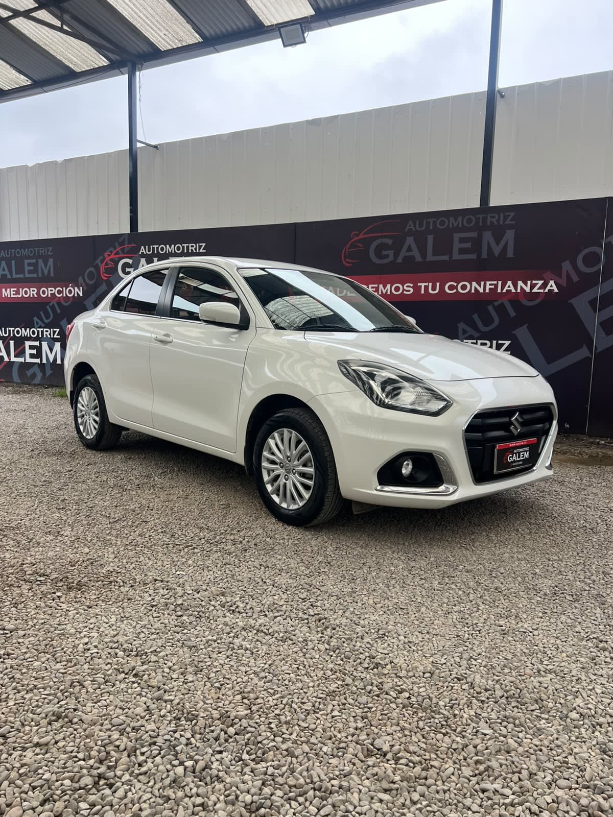 2023 Suzuki Dzire Blanco - Imagen 1